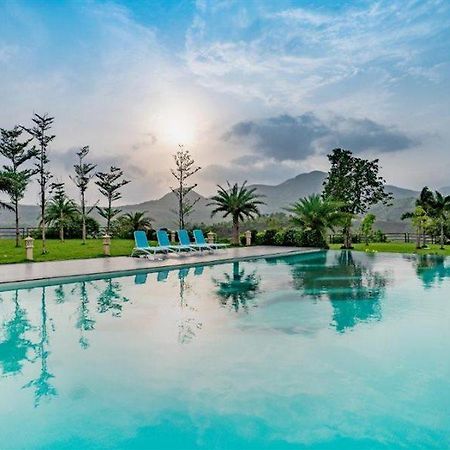 The Forest Club Resort Karjat Extérieur photo