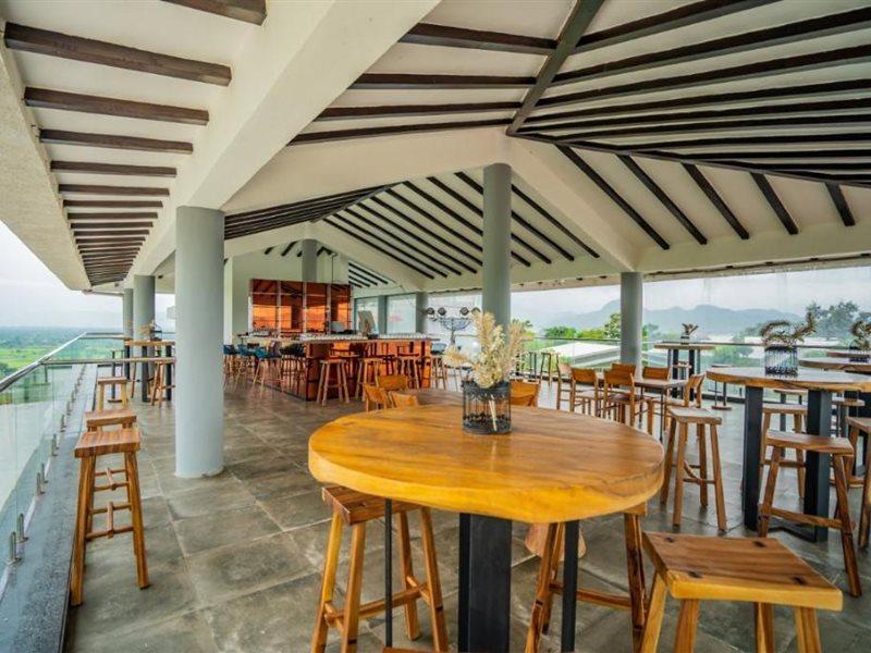The Forest Club Resort Karjat Extérieur photo